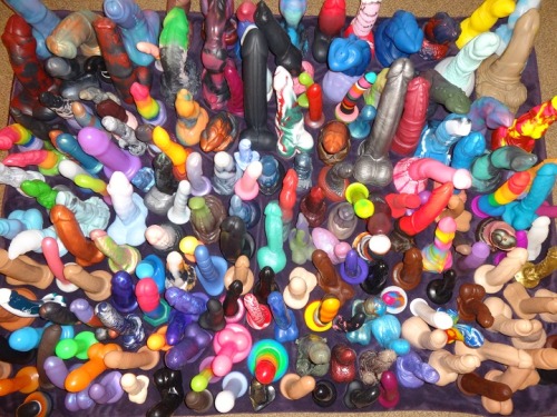 Dildo Collections