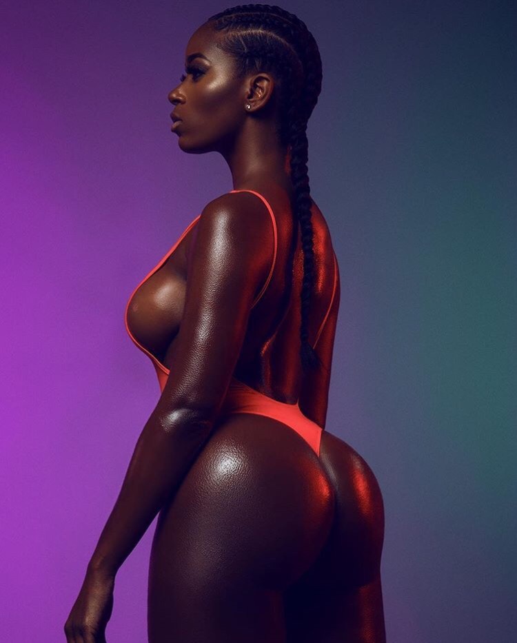 bigclitblackwomen:  queenlionesss:  blacproof:  honeychaigoddess:  bombshellssonly: