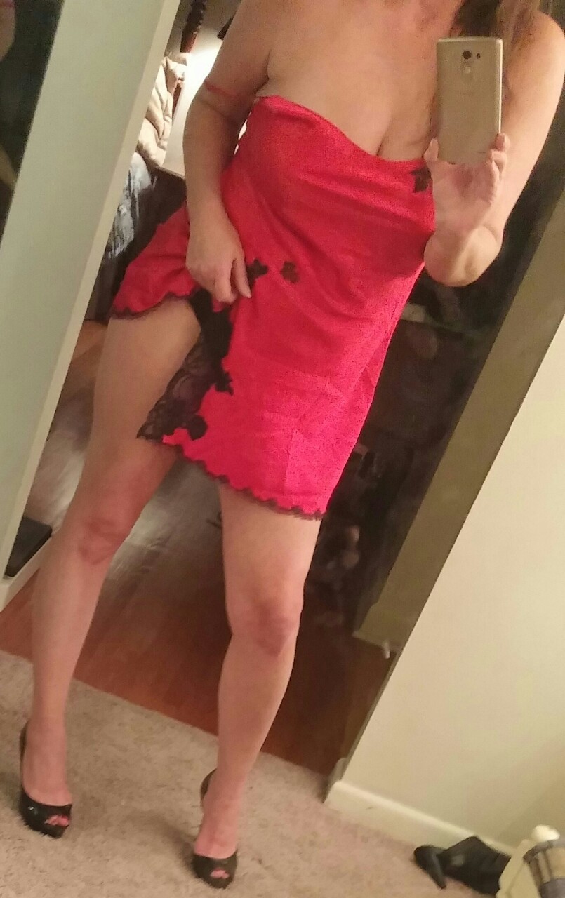 shyhousewife:  Super silky Victoria’s Secret nightie