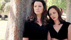 halsteadss:“Just one note, drop the ‘the.’ Just Gilmore Girls. It’s cleaner.”