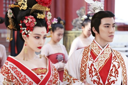  xxxshakespearexxx:The Empress of China 武则天 Wu ZetianFan Bing Bing 范冰冰 @ Aarif 李治廷http://www.ancient