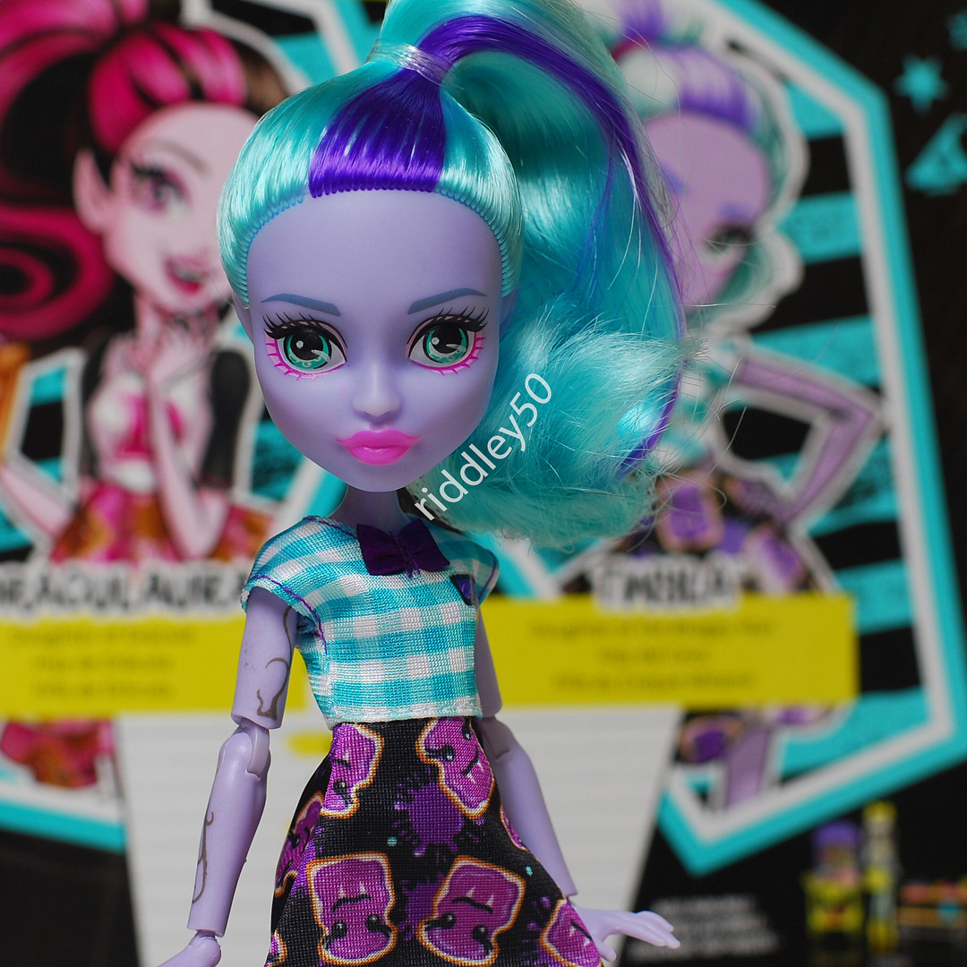Be Yourself. Be Unique. Be a Monster — Monster High School Spirit 
