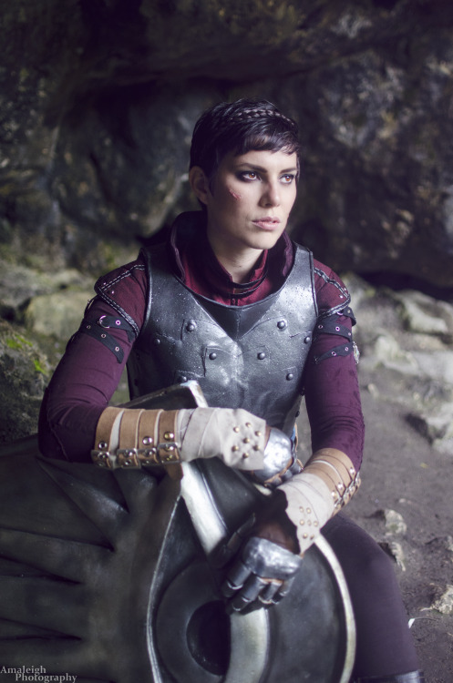 amaleighphotography: Cassandra from Dragon Age Inquisition Cassandra: gillykinsPhotography: amaleigh