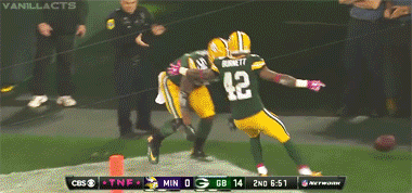 h8-college-love-all-the-parties:  vanillacts:  Julius Peppers 49 yd TD interception