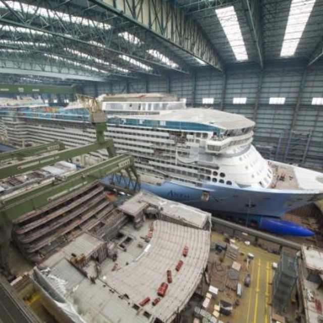 #AnthemoftheSeas ready to float out, 02/21 from #MeyerWerft hall II#nuovaammiraglia #newship #RoyalCaribbean #cruiselife #Crazy #crociere #crazycruises #blog #blogger