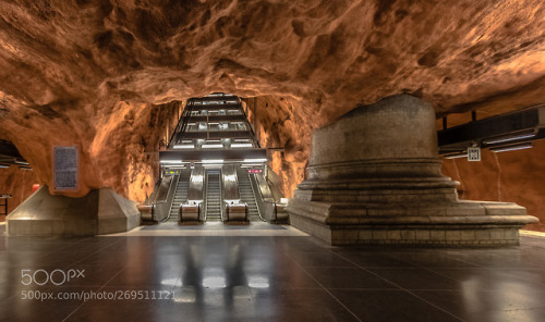 Rådhuset station, Stockholm, Sweden by EuropeTrotter