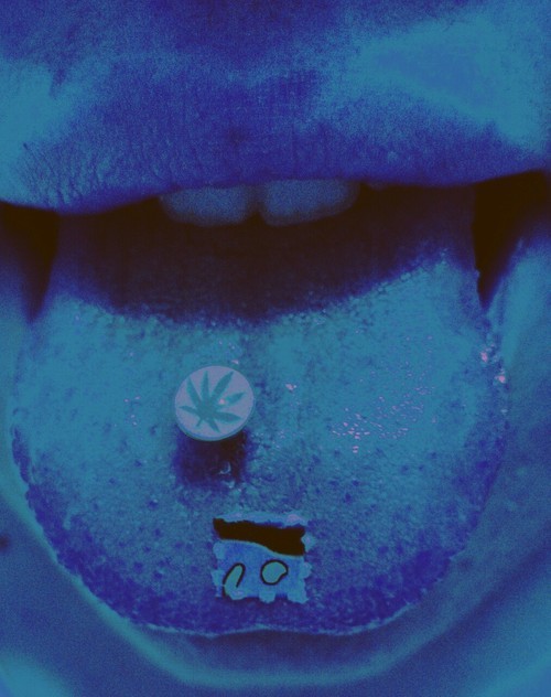 inessilvalopes:  Just a bloody mainstream | via Tumblr on @weheartit.com - http://whrt.it/ZpPQov