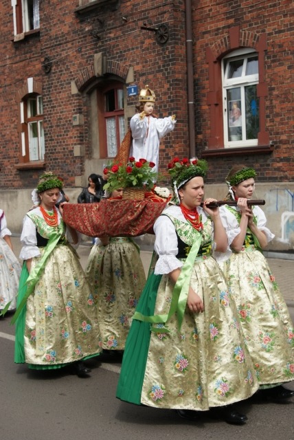 The Feast of Corpus Christi Procession in the parish Świętochłowice-Lipiny (Silesia, Poland), pics c
