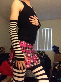 cleffybutt:  I got a new skirt and shaved