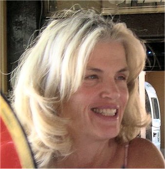 nudepatty:  MY BEST “PICK ME UP AND TAKE ME HOME” FACE Hi! I can’t remember which pub this was from. Too many pubs, too tired to care. = ) Well, boys and girls… I posted a question a week ago asking what question YOU would ask me if you could