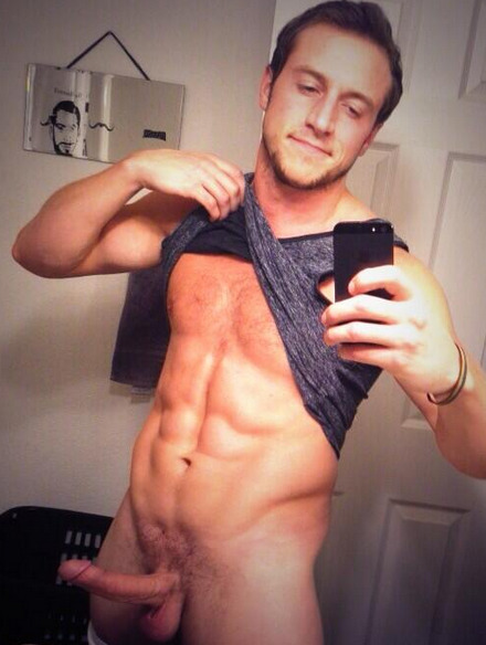 youngryguy:  Holy shit! Fuck me Follow Youngry