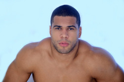 brazilmen:  brazilian escort Junior Baiano aka Junior Bahianobrazilmen.tumblr.com