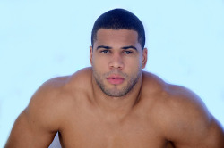 brazilmen:  brazilian model Junior Bahianobrazilmen.tumblr.com contact me: brazilmen@mail.com