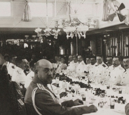 grandduchesstatiana:Grand Duchess Maria along with Anna Vyrubova and others, during a luncheon aboar