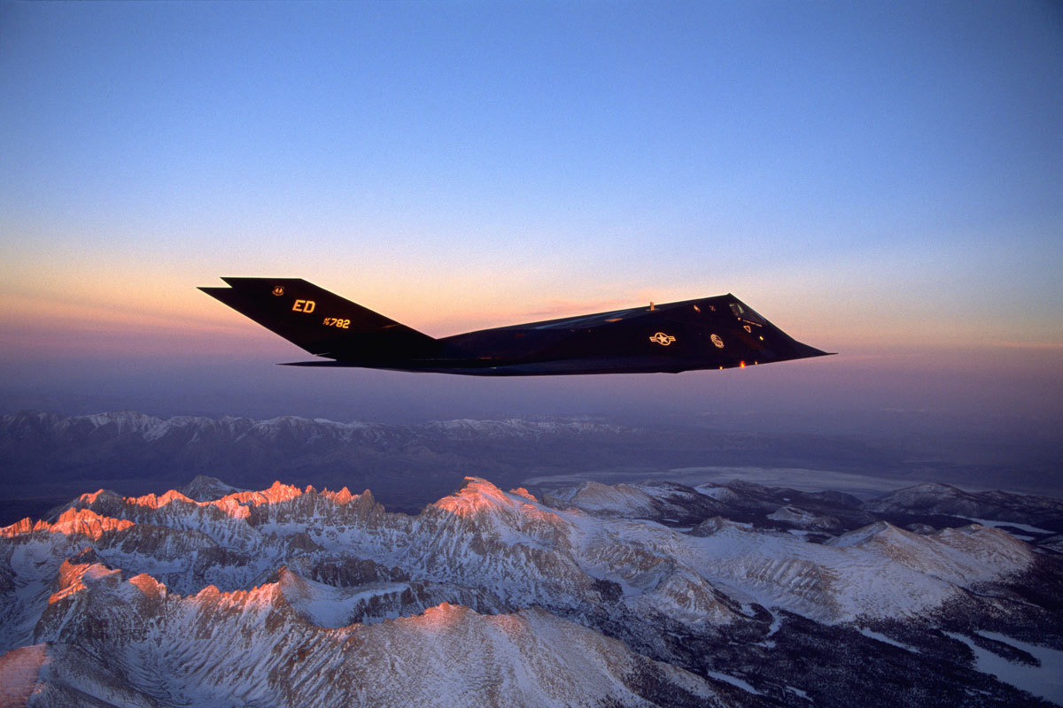 rocketumbl:  F-117 