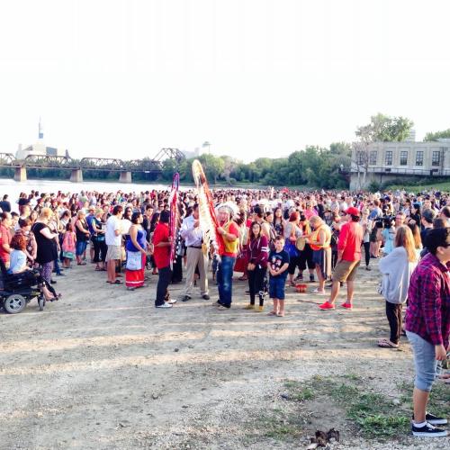 allthecanadianpolitics:  Hundreds of people gather in a vigil to honour and remember Tina Fontaine and Faron Hall; both are first nations who were recently found deceased. Tina Fontaine was found in a bag in the river, murdered. Media reports have come