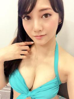 higemania:  みづなれい(31)水菜麗さんはTwitterを使っています: “最終日頑張りますよー！ http://t.co/oyTcMU556c”