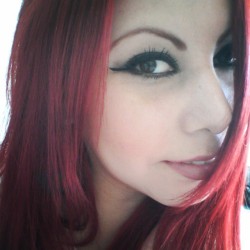 jewelotn:  #jewelotn #peliroja #redhair #redhead