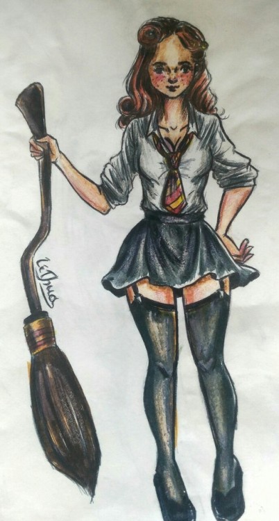 I didn’t draw on pc for a long time. Pin Up (or something like that) version of Ginny - traditional 