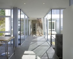 houseandhomepics:  hall by Kanner Architects - CLOSED http://www.houzz.com/photos/10373/KANNER-ARCHITECTS-modern-hall-los-angeles