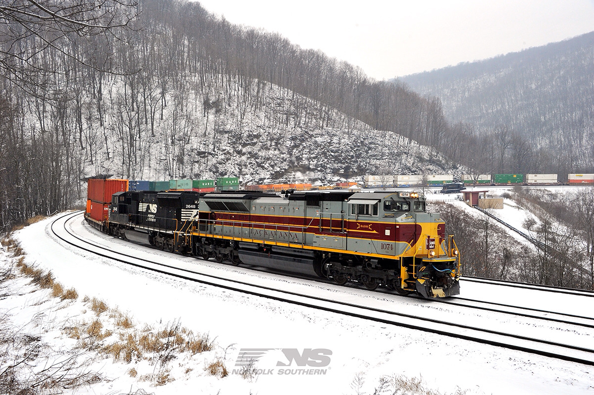Norfolk Southern — Intermodal train number 21V rounds Horseshoe Curve...
