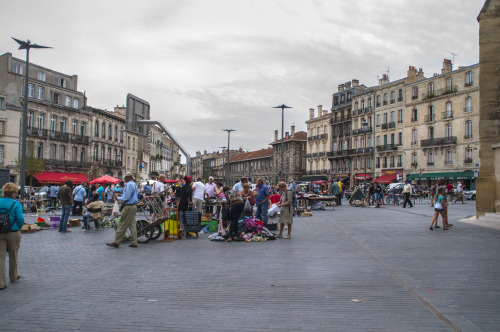 Burdeaux flee market