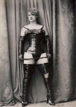 Howsaucy: Yva Richard, Fetish Photo Set – Nativa Richard Modeling As Leather Domme