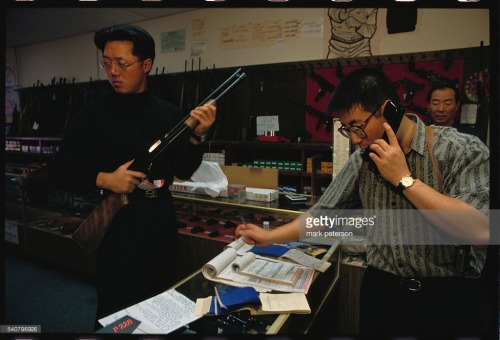 israel-official:southparkconservative:jeremyvyoral:historicaltimes:Koreans Prepare for The 1992 Los 