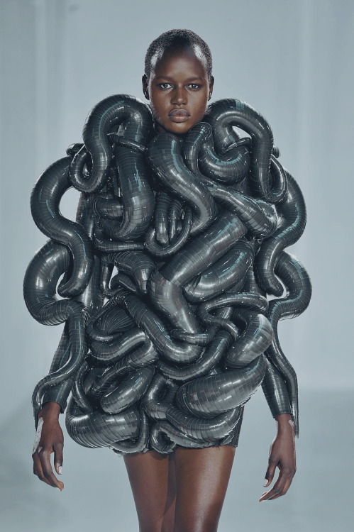 Iris van Herpen / Fall 2011 / Couture Model: Ajak Deng