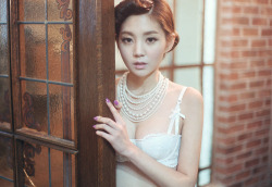 korean-dreams-girls:  Lee Chae Eun - January