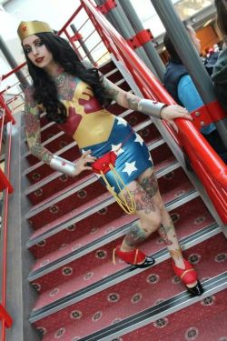 teatitsntats:  Wonder Woman! Emy Claire in Pandora Deluxe Latex 