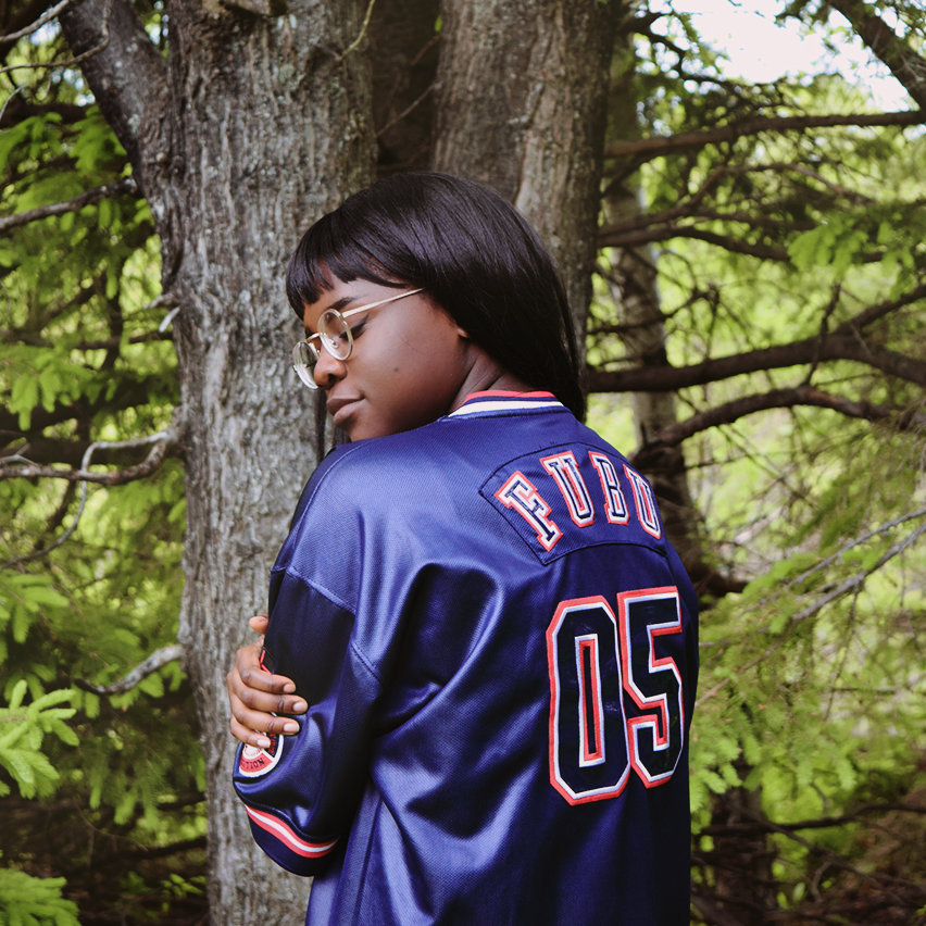 digital-shawty:  Bathing in sunlight is my new favorite pastime. Happy summer blackout