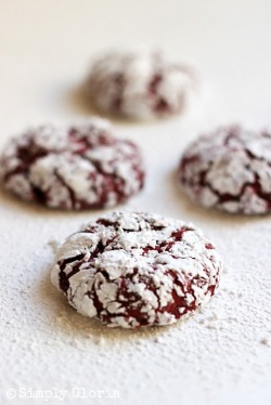 ilovedessert:  Red Velvet Crinkle Cookies