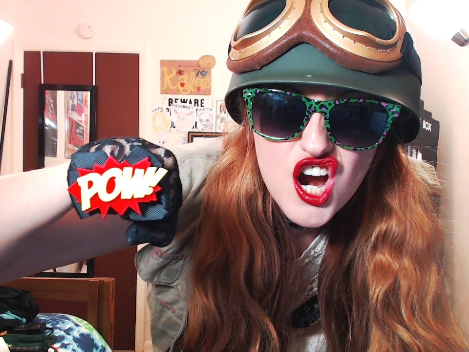 kayleepond:  She walks softly but she carries a big gun. (From the Tank Girl theme