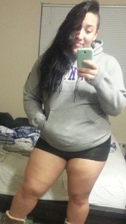 comarxxl:  When hitting the gym pays off…