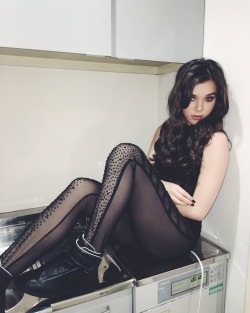 sexyandfamous:  Hailee Steinfeld