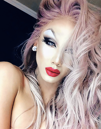 manilaluxon: Drag Queen Plastique Tiara (24/02/2017) 