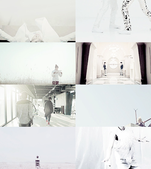 monoka:  untie the chain that sunk into your restrained heartdon’t stop until that moon disappears 