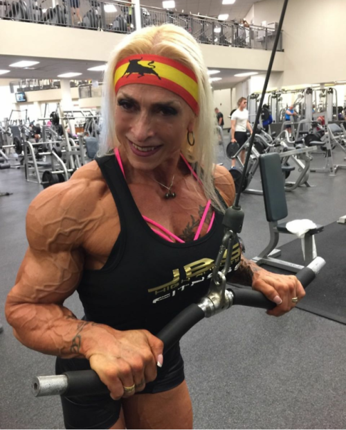 roidwhore: Woowww!! ❤️❤️❤️ Holy veins