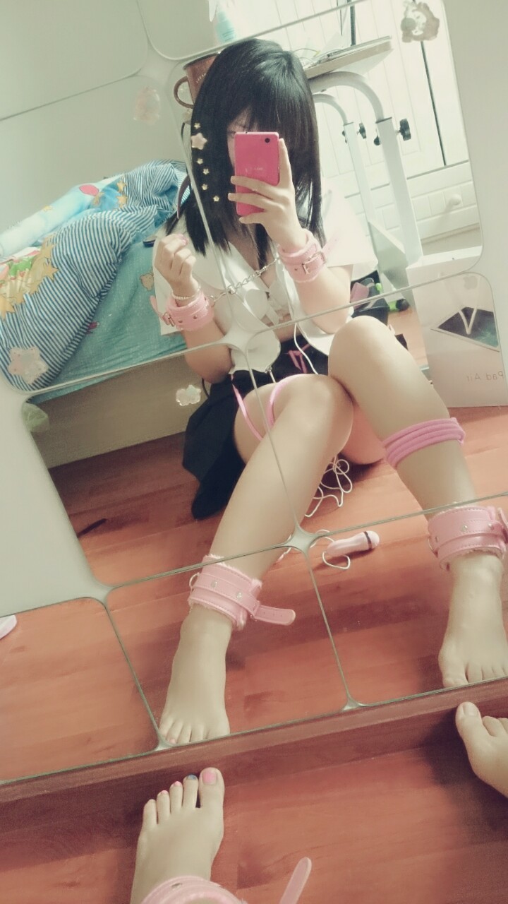 soratum:  yuannima:  soratum:  soratum:  啊啦啦啦啦→_→  原来是因为这张照片啊？但这是摆拍🐶