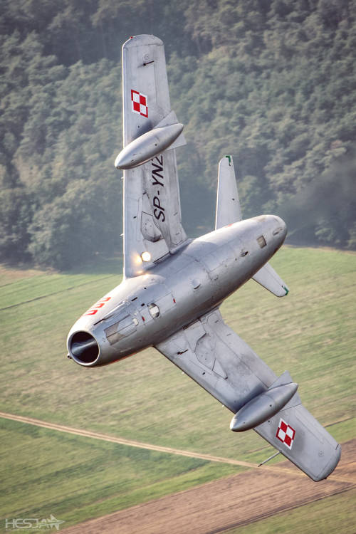 planesawesome:   MiG-15   