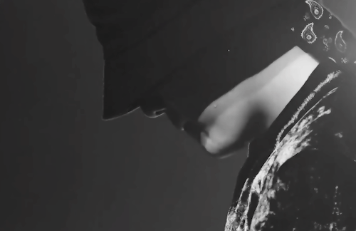 IS ANYONE STILL ALIVE??