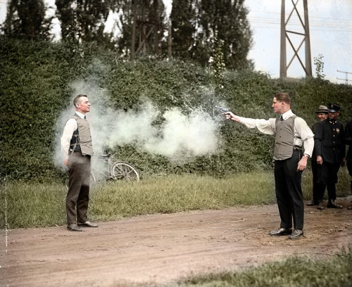 madlori:  heliumtaxihometome:  20 Historic Black and White Photos Colorized  Mmmmm.  Tesla.  I appreciate this because of reasons. But is no one going to mention Einstein’s little ankle-strap grandma-sandals?