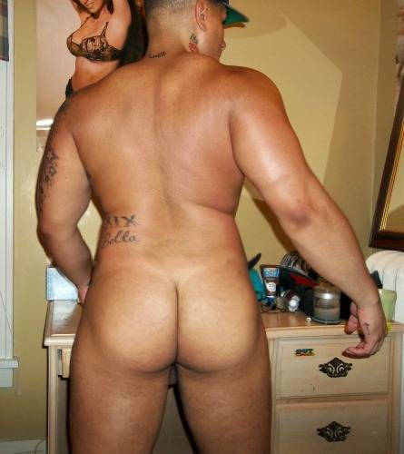 countryboi832:  phatbootyluva:  fcsdtrmntn:  Cake!!!!! ……..drool…I’m soooo hungry right now  phatbootyluva.tumblr.com phatbootyluva.tumblr@gmail.com  GOT DAYUM!