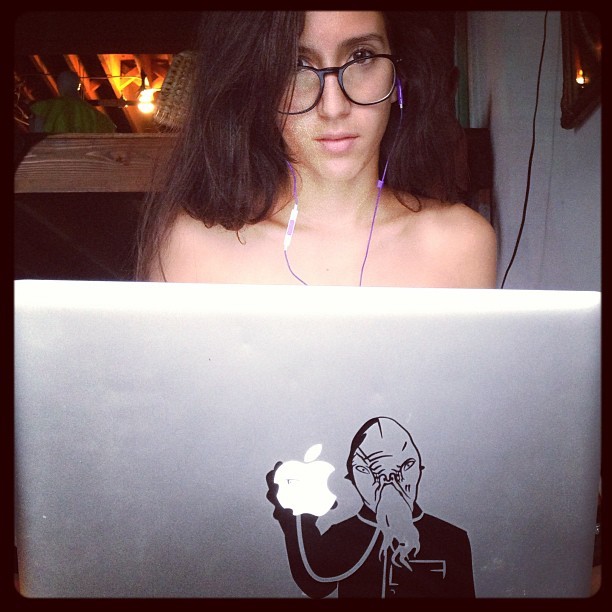 heyitsapril:  DJ Hot Tits making a playlist for my guest set at The Roxy tonight