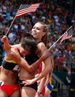 nicerunningday:  Colleen Quigley and Stephanie