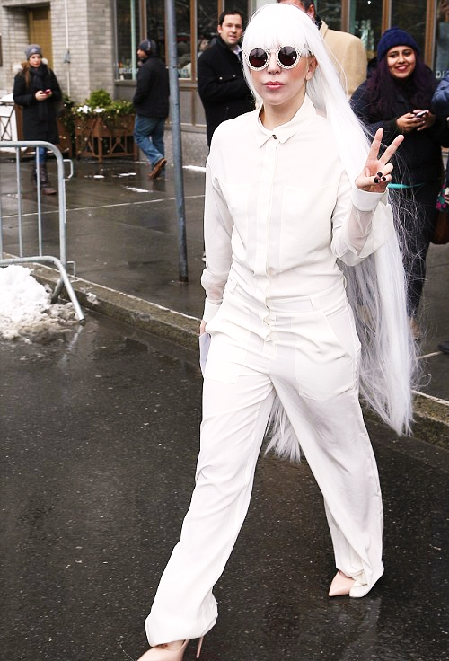  Gaga earlier today in NY. 