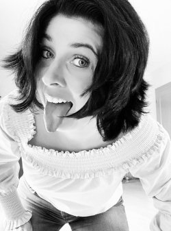 hornyster:Elke for Cumtribute  adult photos