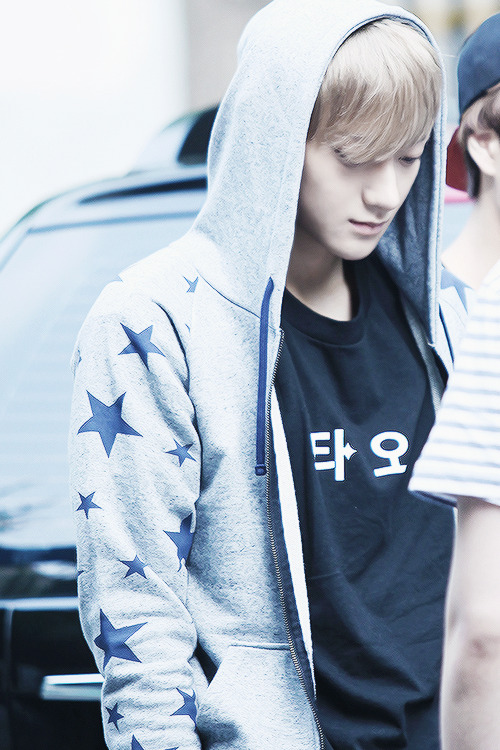 xiumania:  58/400 wolf era pics 