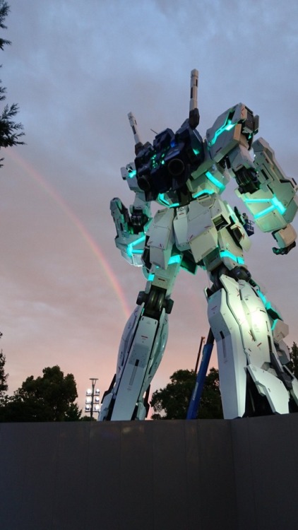 gundam unicorn